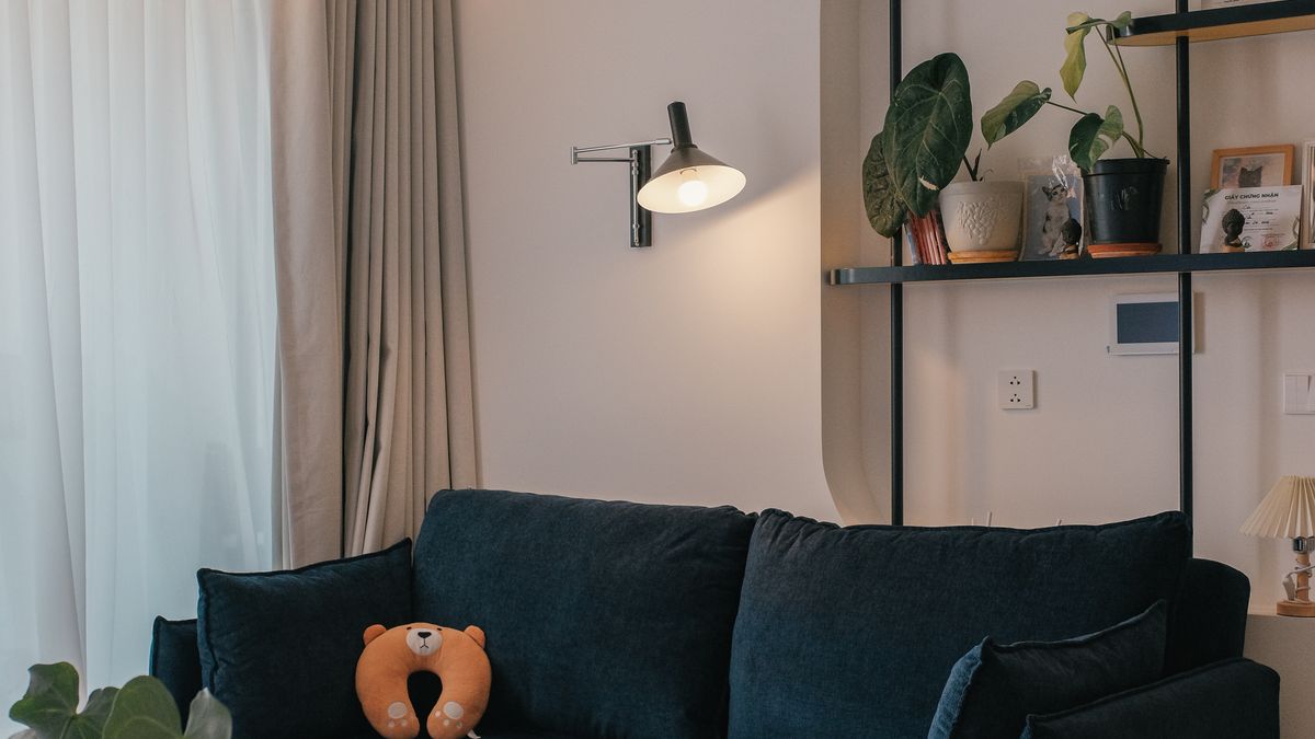 Layering Lighting to Create Warmth in a Living Room