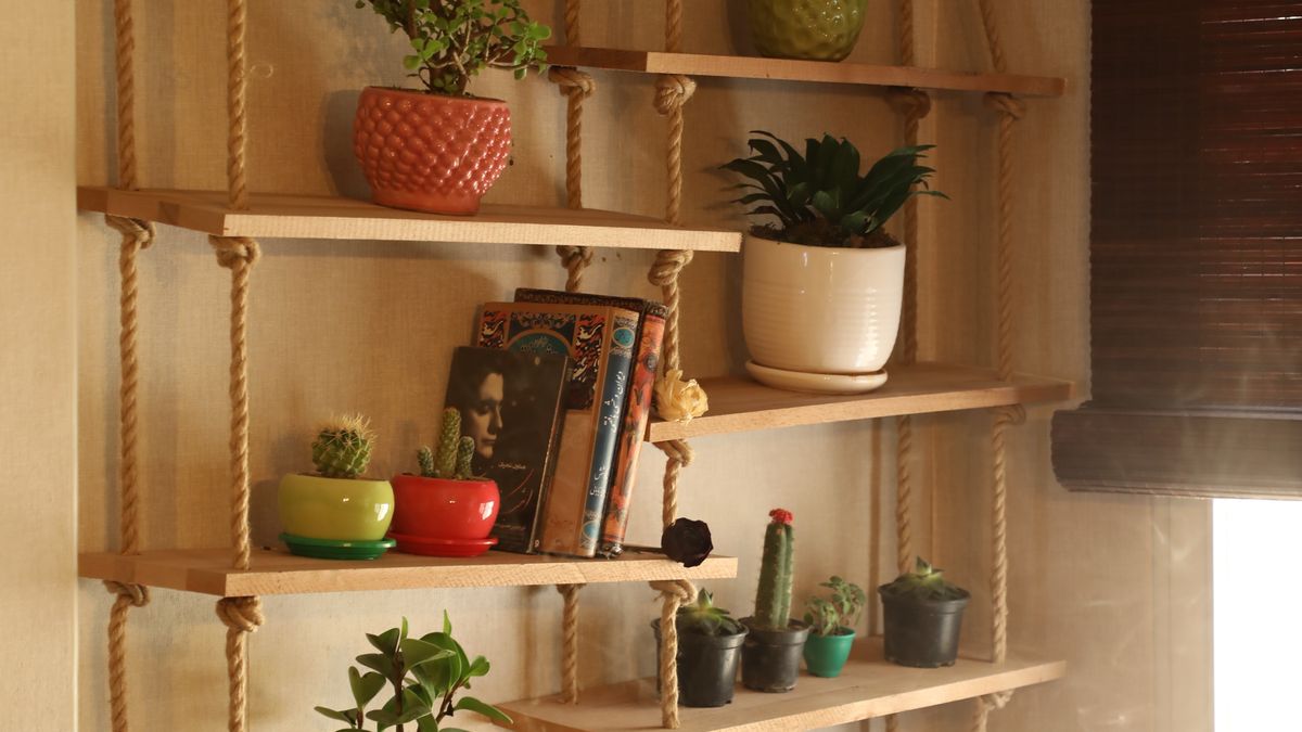 Organise a Narrow Hallway without Losing Space