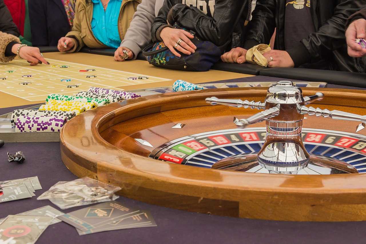 The Real Math Behind Slot Machines: A Player's Guide